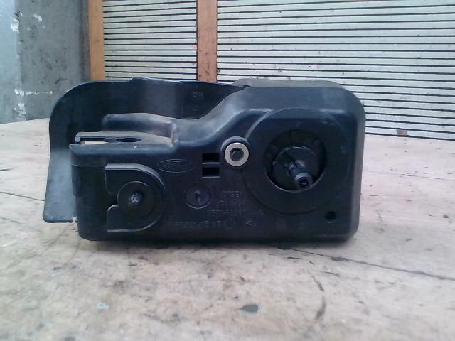 bontott FORD MONDEO III Jobb első Belső Kilincs