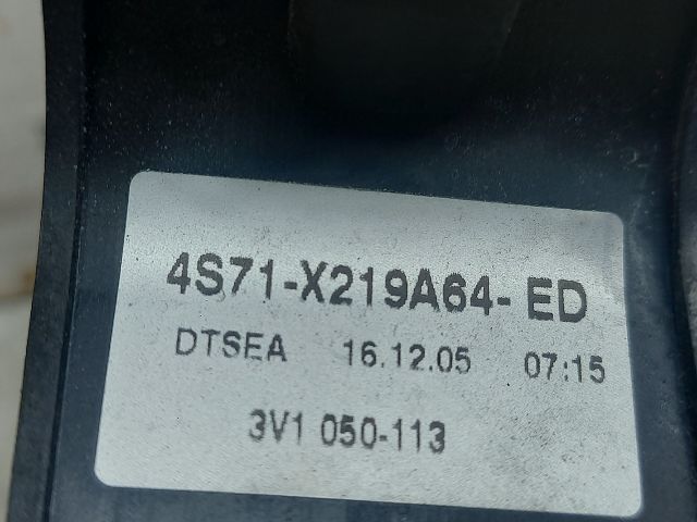 bontott FORD MONDEO III Jobb első Külső Kilincsfészek