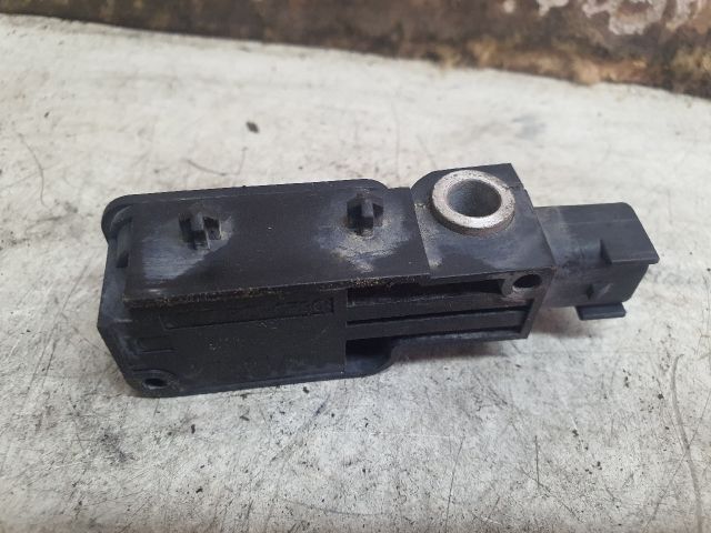 bontott FORD MONDEO III Jobb első Oldal Ütközés Érzékelő