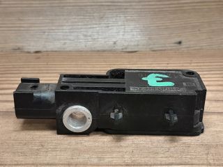 bontott FORD MONDEO III Jobb első Oldal Ütközés Érzékelő