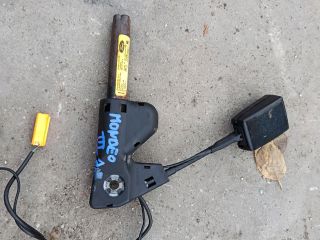 bontott FORD MONDEO III Jobb első Övfeszítő