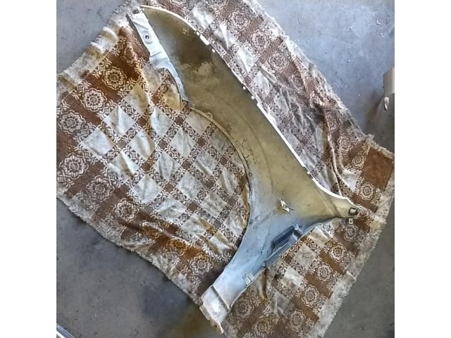 bontott FORD MONDEO III Jobb első Sárvédő