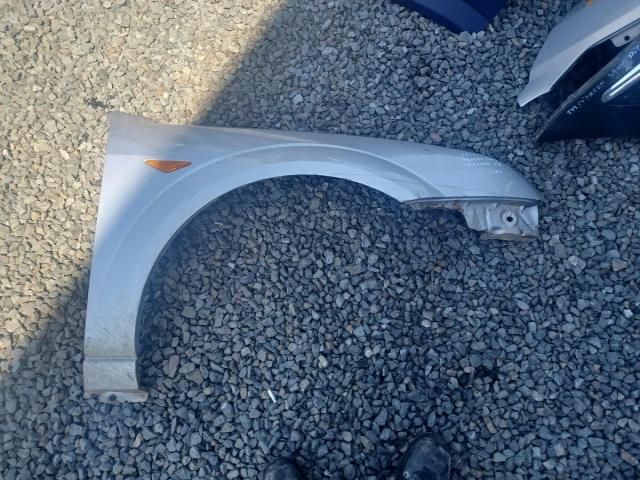 bontott FORD MONDEO III Jobb első Sárvédő