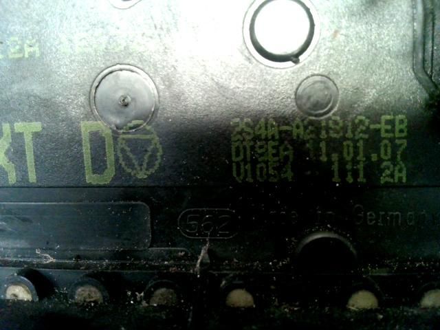 bontott FORD MONDEO III Jobb első Zsanér