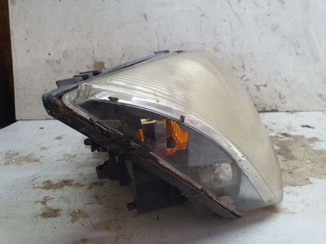 bontott FORD MONDEO III Jobb Fényszóró
