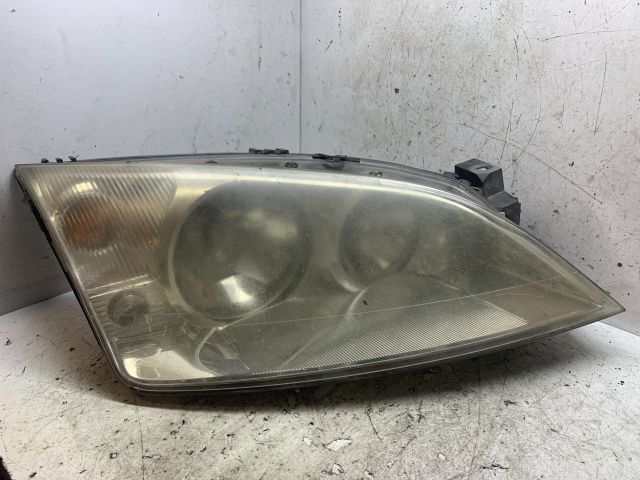 bontott FORD MONDEO III Jobb Fényszóró