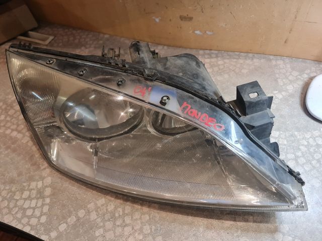 bontott FORD MONDEO III Jobb Fényszóró