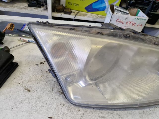 bontott FORD MONDEO III Jobb Fényszóró