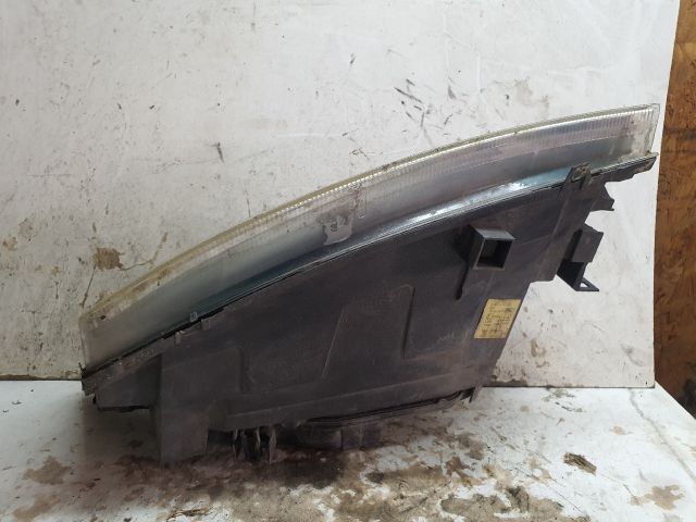 bontott FORD MONDEO III Jobb Fényszóró