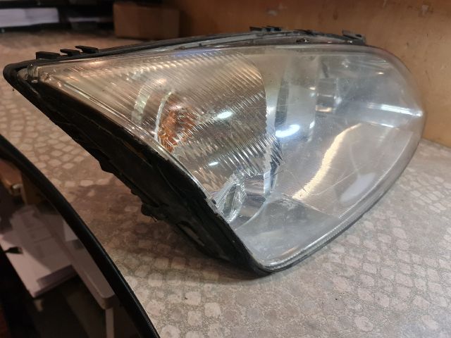 bontott FORD MONDEO III Jobb Fényszóró