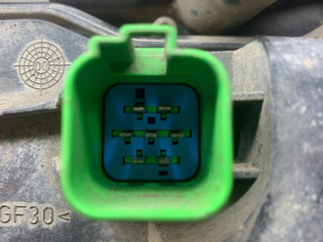 bontott FORD MONDEO III Jobb Fényszóró