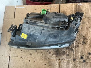 bontott FORD MONDEO III Jobb Fényszóró