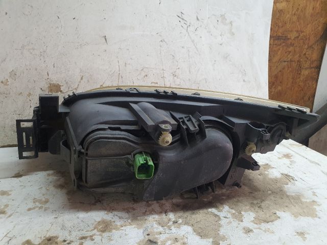 bontott FORD MONDEO III Jobb Fényszóró