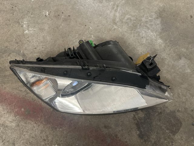 bontott FORD MONDEO III Jobb Fényszóró