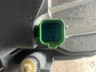 bontott FORD MONDEO III Jobb Fényszóró