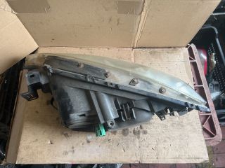 bontott FORD MONDEO III Jobb Fényszóró