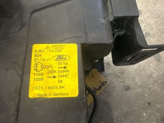 bontott FORD MONDEO III Jobb Fényszóró