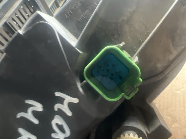 bontott FORD MONDEO III Jobb Fényszóró