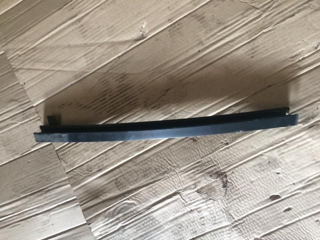 bontott FORD MONDEO III Jobb hátsó Ablak Sín