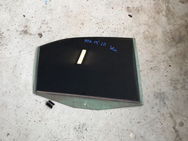 bontott FORD MONDEO III Jobb hátsó Ablak