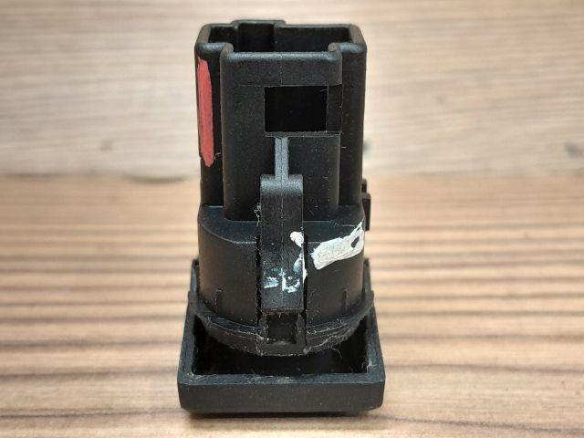 bontott FORD MONDEO III Jobb hátsó Ablakemelő Kapcsoló