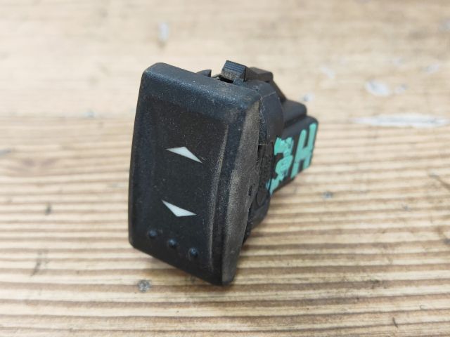 bontott FORD MONDEO III Jobb hátsó Ablakemelő Kapcsoló