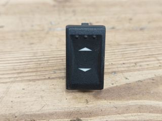 bontott FORD MONDEO III Jobb hátsó Ablakemelő Kapcsoló