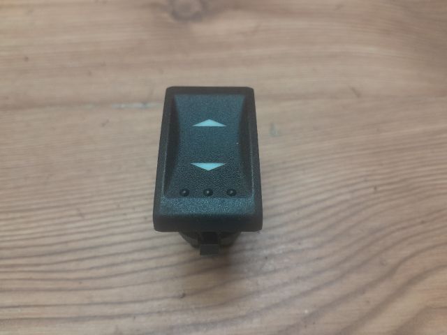 bontott FORD MONDEO III Jobb hátsó Ablakemelő Kapcsoló