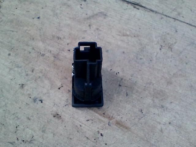 bontott FORD MONDEO III Jobb hátsó Ablakemelő Kapcsoló