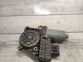 bontott FORD MONDEO III Jobb hátsó Ablakemelő Motor