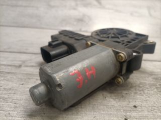 bontott FORD MONDEO III Jobb hátsó Ablakemelő Motor