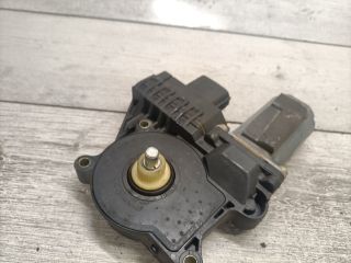 bontott FORD MONDEO III Jobb hátsó Ablakemelő Motor