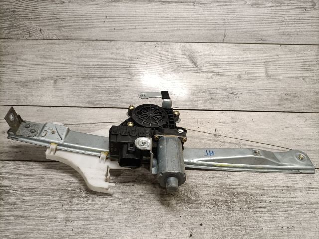 bontott FORD MONDEO III Jobb hátsó Ablakemelő Szerkezet (Elektromos)