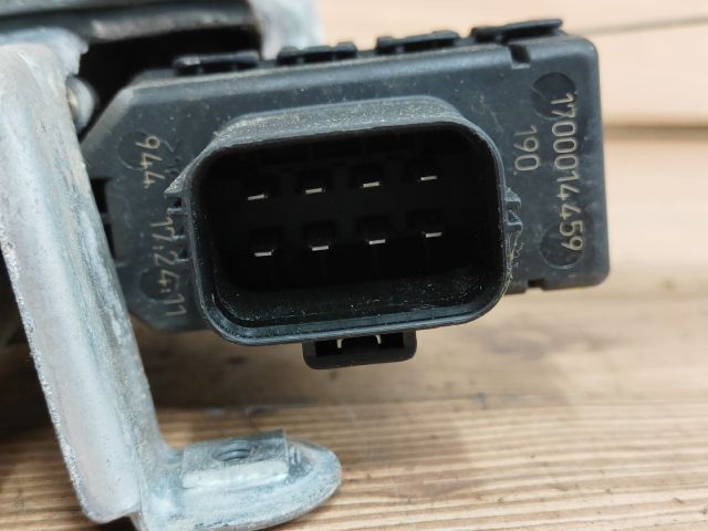 bontott FORD MONDEO III Jobb hátsó Ablakemelő Szerkezet (Elektromos)