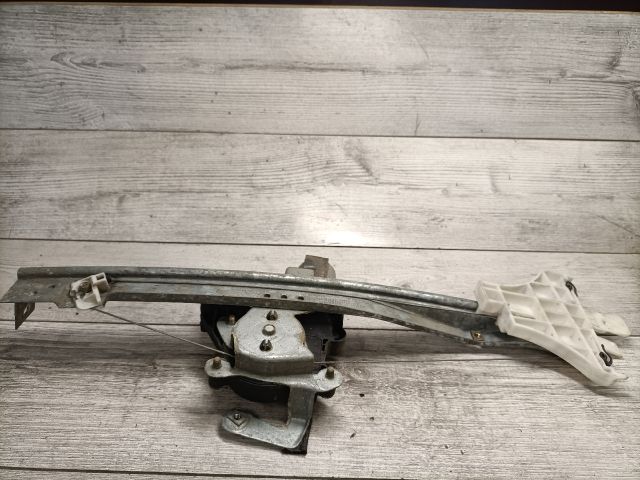 bontott FORD MONDEO III Jobb hátsó Ablakemelő Szerkezet (Elektromos)