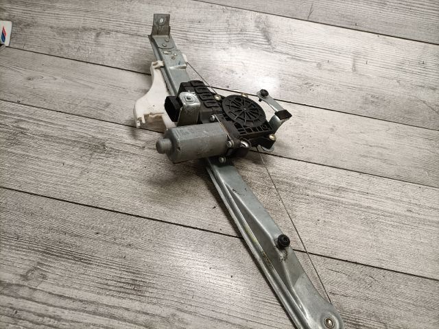 bontott FORD MONDEO III Jobb hátsó Ablakemelő Szerkezet (Elektromos)