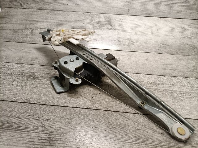 bontott FORD MONDEO III Jobb hátsó Ablakemelő Szerkezet (Elektromos)