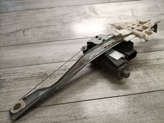 bontott FORD MONDEO III Jobb hátsó Ablakemelő Szerkezet (Elektromos)