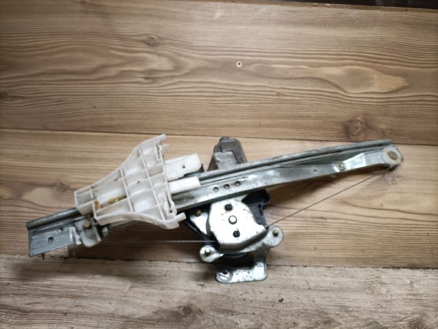 bontott FORD MONDEO III Jobb hátsó Ablakemelő Szerkezet (Elektromos)