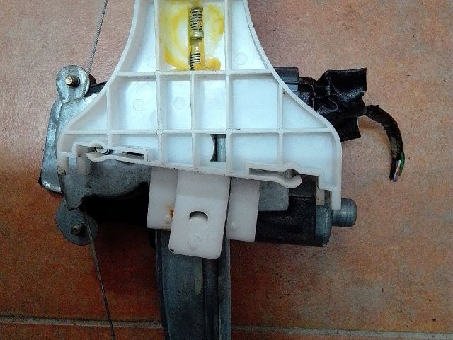 bontott FORD MONDEO III Jobb hátsó Ablakemelő Szerkezet (Elektromos)