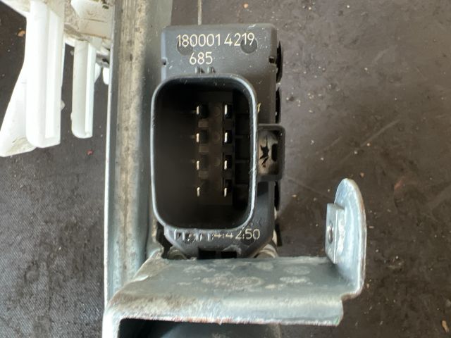 bontott FORD MONDEO III Jobb hátsó Ablakemelő Szerkezet (Elektromos)