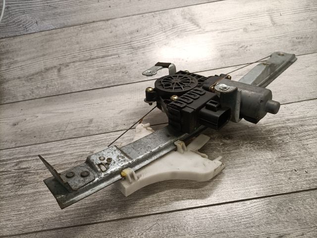 bontott FORD MONDEO III Jobb hátsó Ablakemelő Szerkezet (Elektromos)