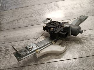 bontott FORD MONDEO III Jobb hátsó Ablakemelő Szerkezet (Elektromos)