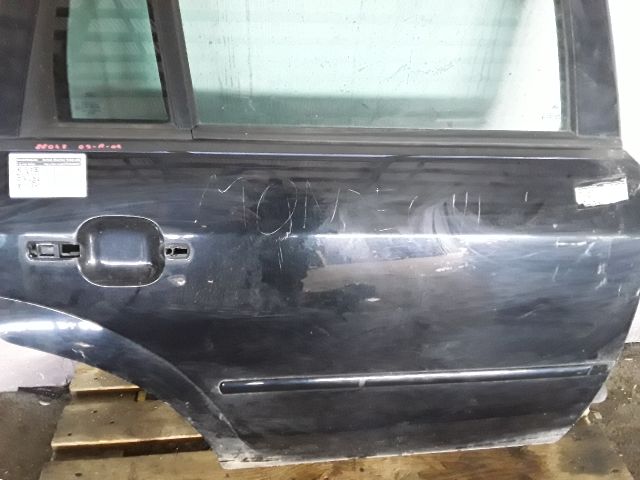 bontott FORD MONDEO III Jobb hátsó Ajtó (Részeivel)