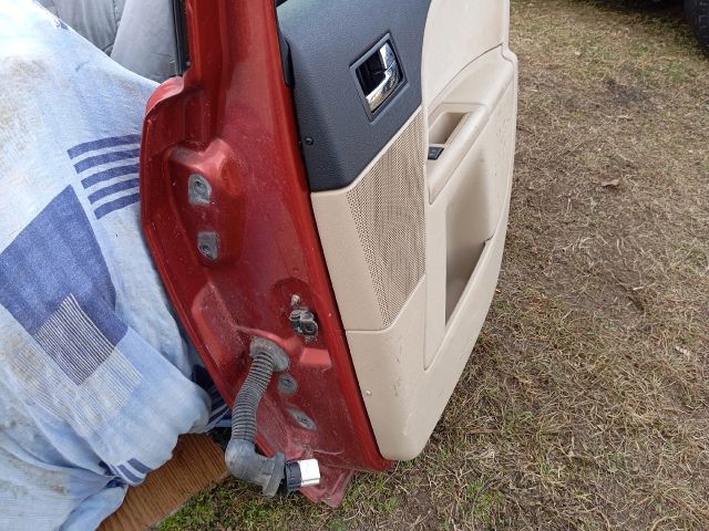 bontott FORD MONDEO III Jobb hátsó Ajtó (Részeivel)