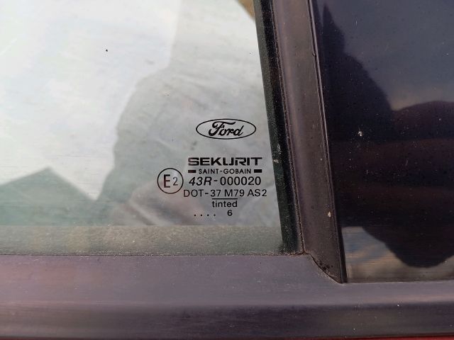 bontott FORD MONDEO III Jobb hátsó Ajtó (Részeivel)