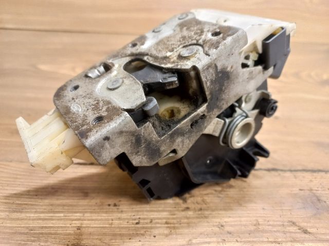 bontott FORD MONDEO III Jobb hátsó Ajtózár