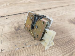 bontott FORD MONDEO III Jobb hátsó Ajtózár