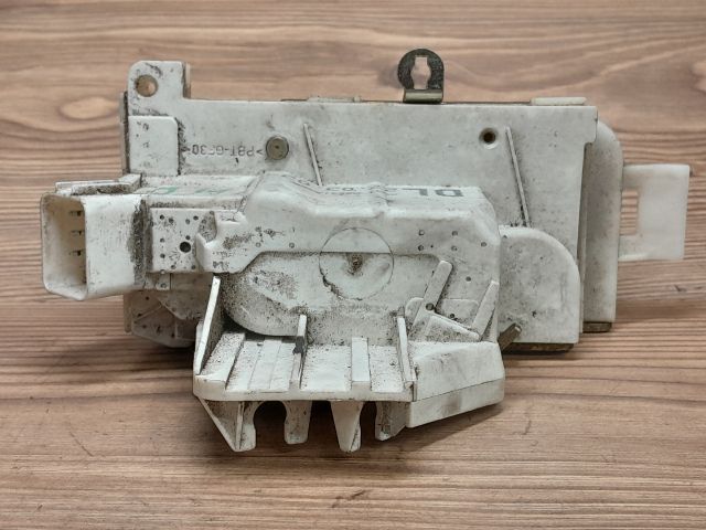 bontott FORD MONDEO III Jobb hátsó Ajtózár