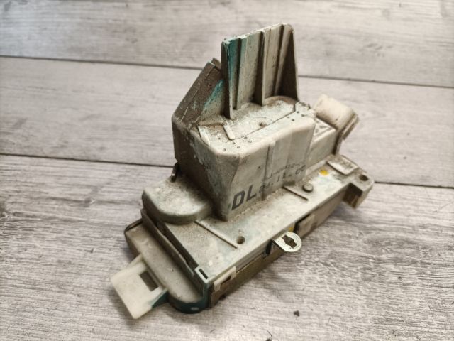 bontott FORD MONDEO III Jobb hátsó Ajtózár